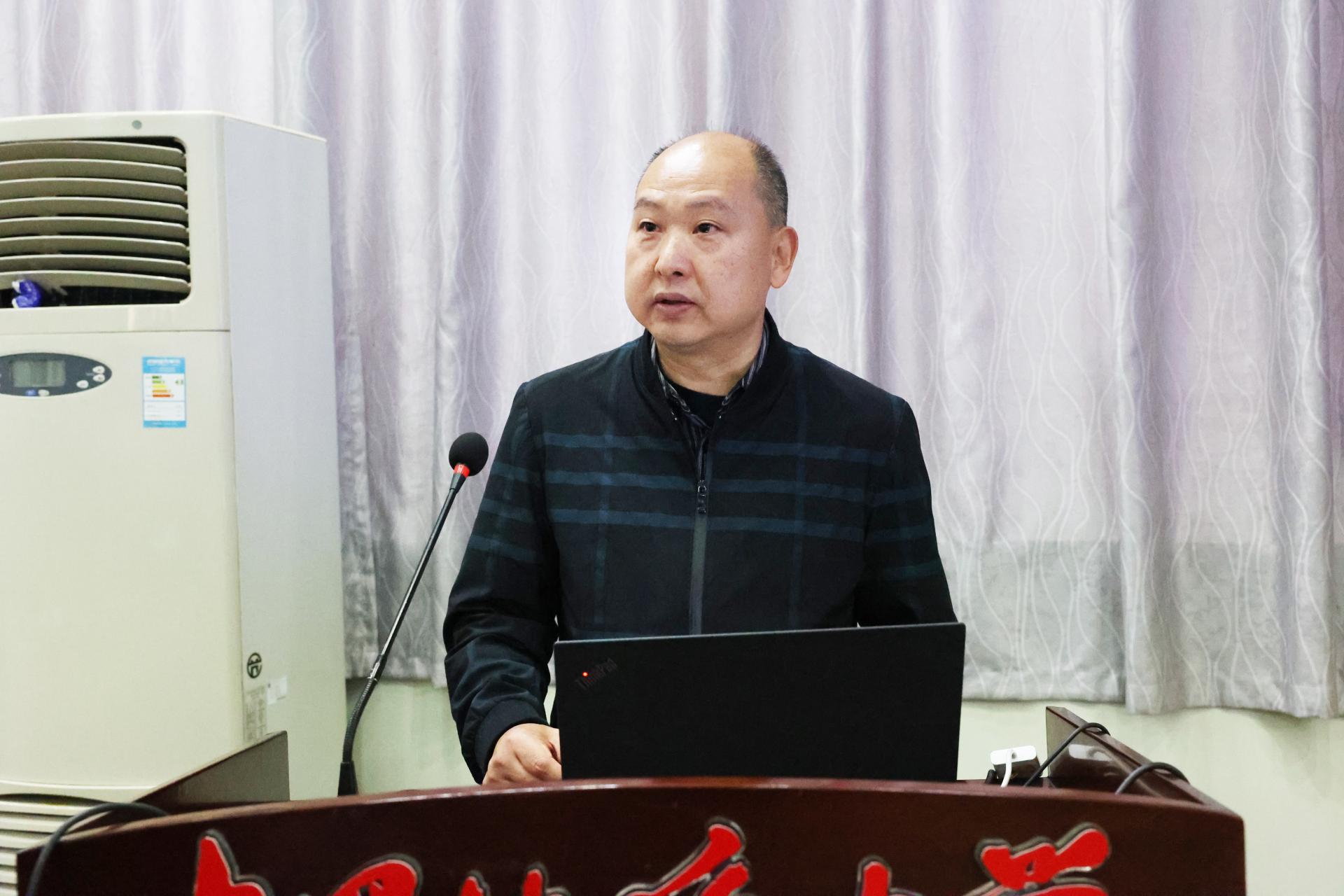 //www.heiliaowangcn.com/__local/1/2C/CB/D4901B1C38CCAAED31760856B75_7DA7EB68_2D468.jpg?e=.jpg