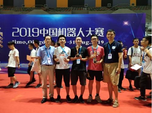 说明: //heiliaowangcn.com/__local/8/25/84/9D3272AE3A27D7AFED5A0D8BACD_08CCFE67_17BBE.jpg